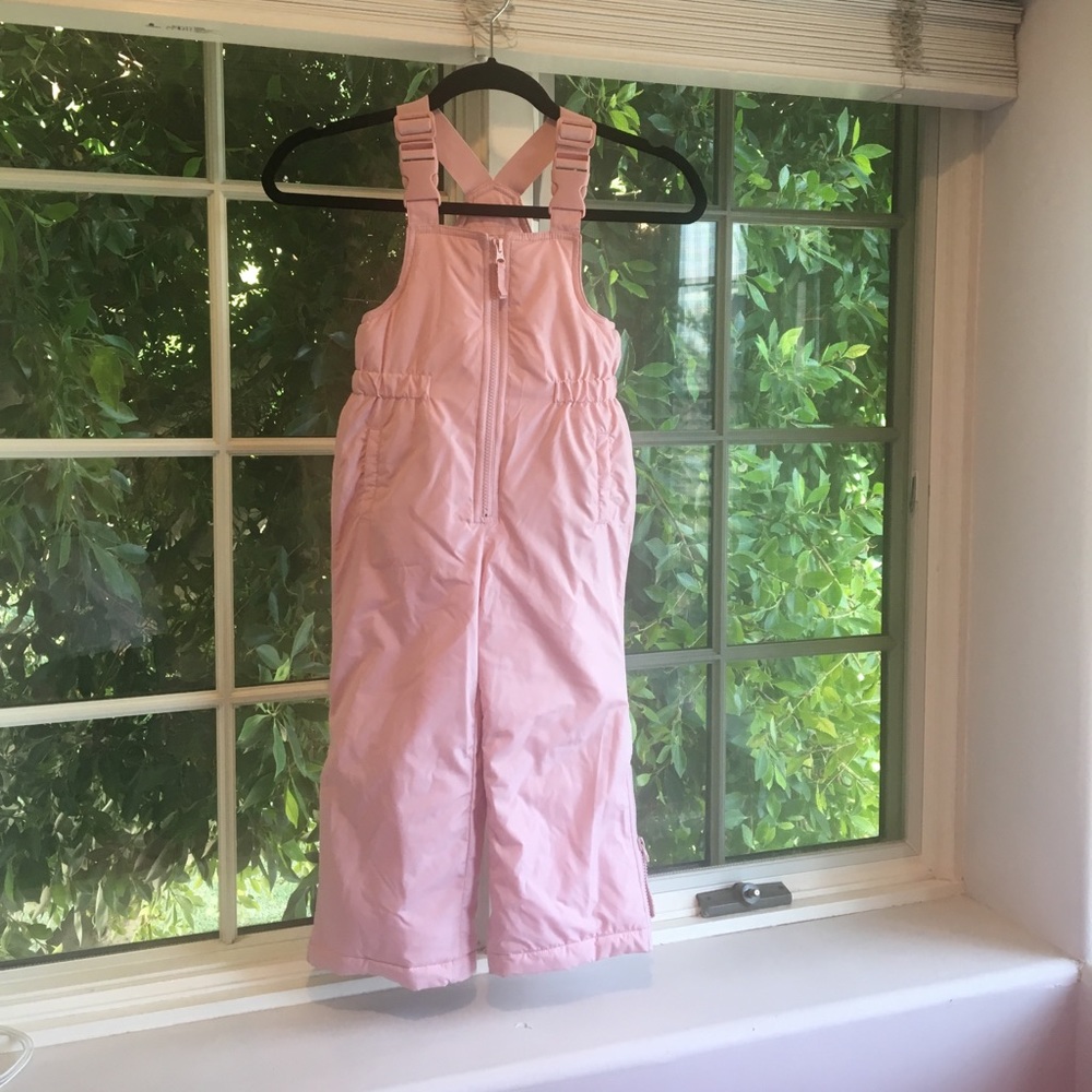 GAP Toddler snow overalls - Picture 2 of 7